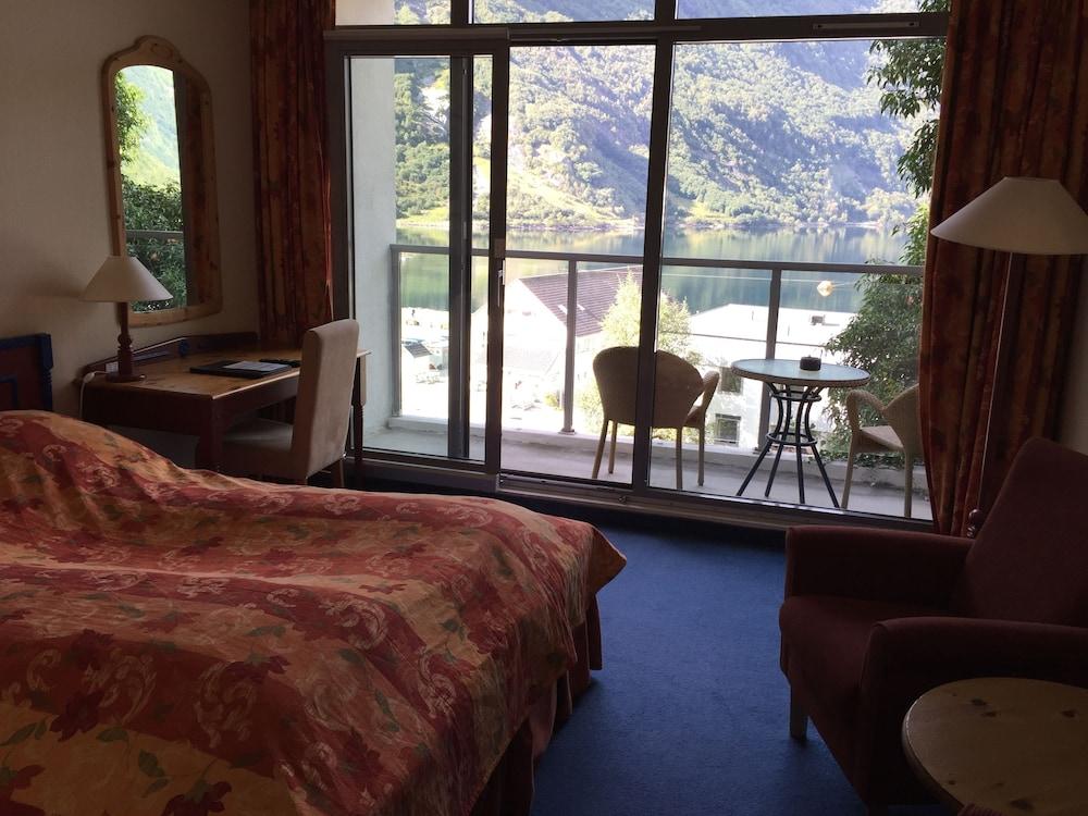 Havila Hotel Geiranger Extérieur photo